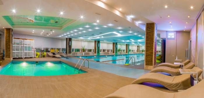 Продам абонемент в фитнес-клуб 