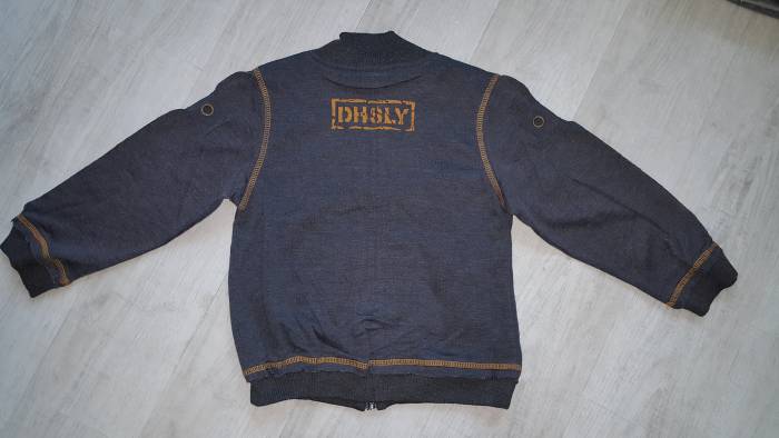  кофта с карманами на замочках, фотография 1