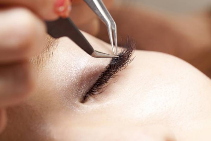 Наращивание ресниц, фотография 1