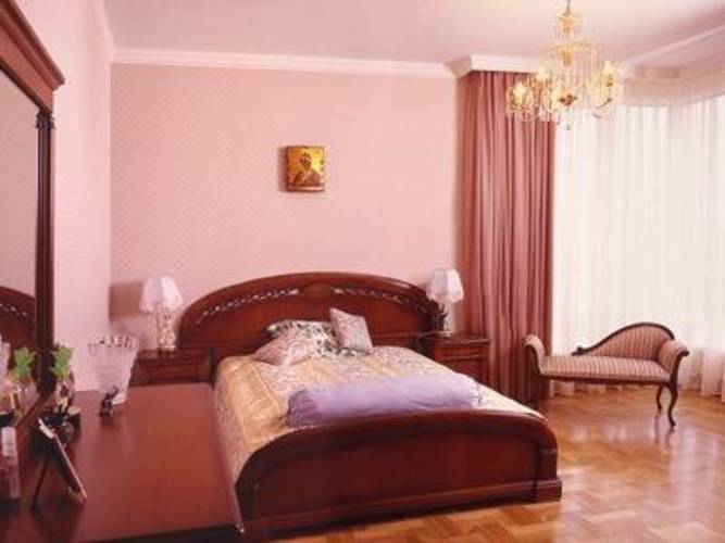 Сдаётся 2 комнатная квартира посуточно в центре города, фотография 1