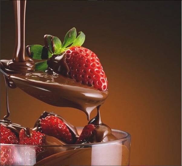 5-ярусный шоколадный фонтан в Астане, фотография 1