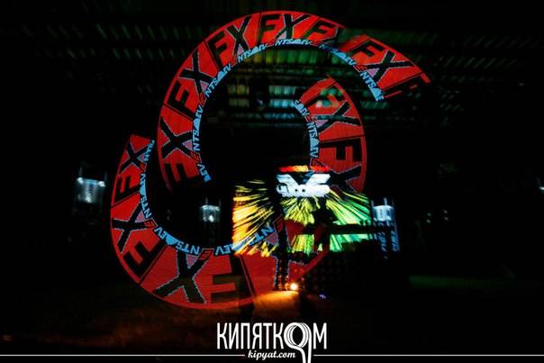 огненное (фаер), световое шоу на новогодние корпоративы, фотография 2