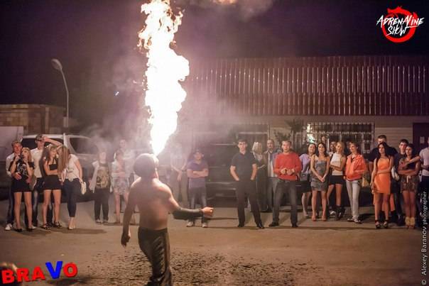 огненное (фаер), световое шоу на новогодние корпоративы, фотография 5