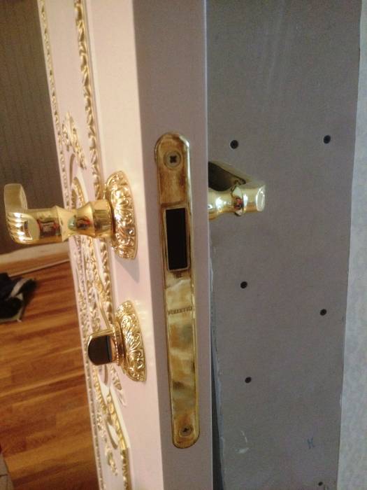 Межкомнатные и входные двери, фотография 1