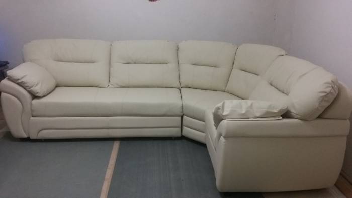 Продам новый кожаный диван, фотография 1