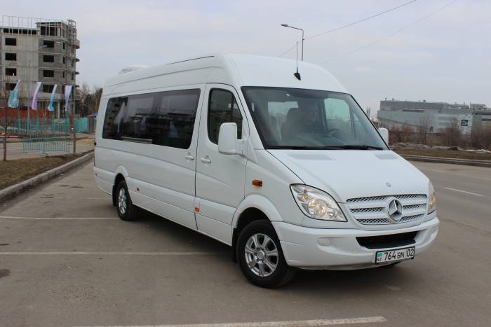 Mercedes-Benz Sprinter, рестайлинговой комплектации 2015 года, с VIP-салоном, фотография 1