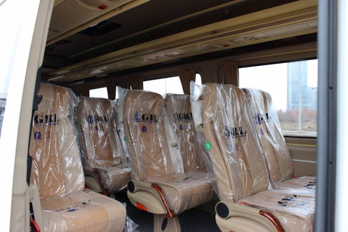 Mercedes-Benz Sprinter, рестайлинговой комплектации 2015 года, с VIP-салоном, фотография 2