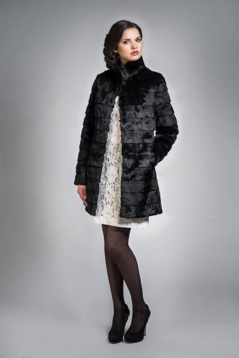 Оптовая продажа стильных женских Шуб из шкуры Испанского кролика, фотография 1