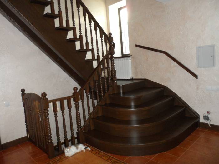 деревянные лестницы, фотография 1