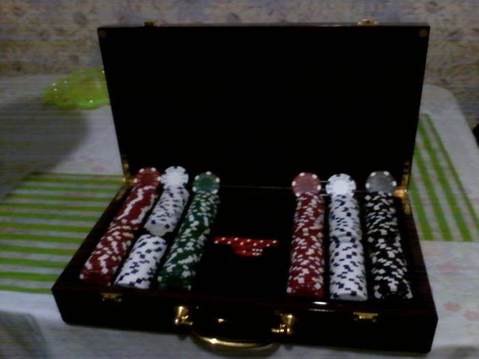 продам набор фишек для покера., фотография 1