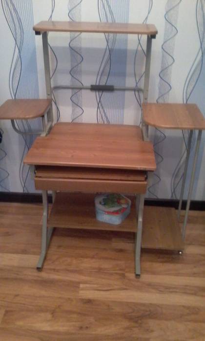 Продается компьютерный стол-парта, фотография 5