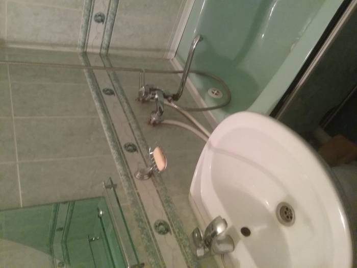 Сдам на длительный срок семейным., Набережная 1, фотография 3