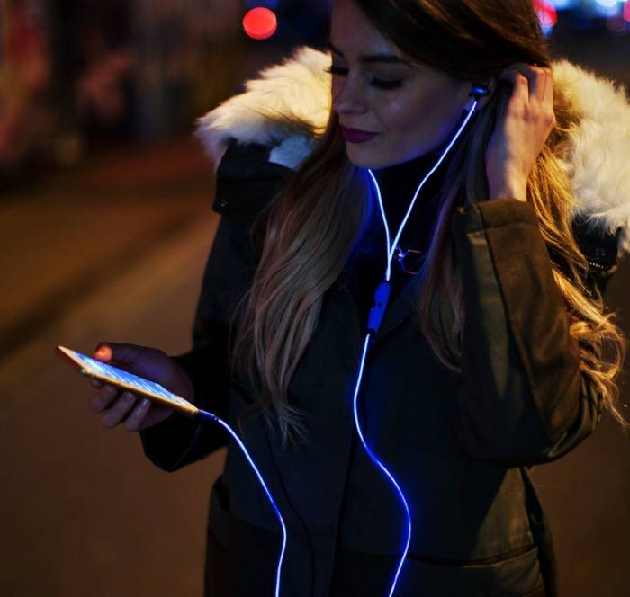 Светящиеся наушники, фотография 4