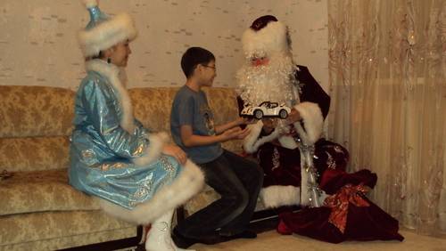 Пригласите Деда Мороза и Снегурочку, фотография 1