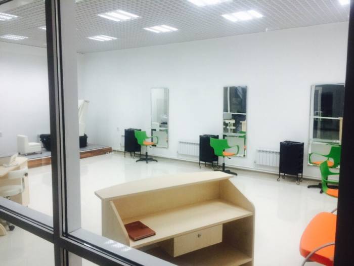 Ищем мастеров парикмахеров (м/ж), и мастеров всех направлений., фотография 1