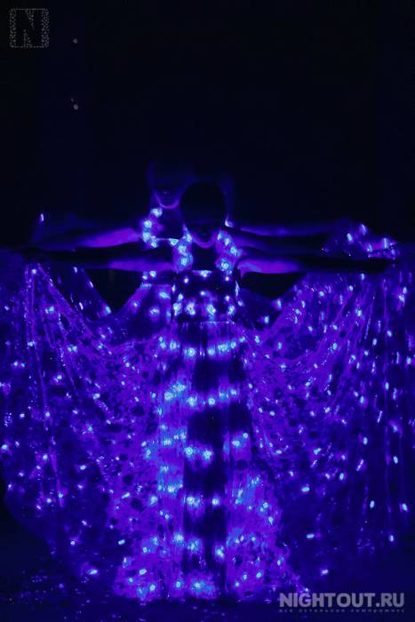 Неоновое шоу, фотография 5
