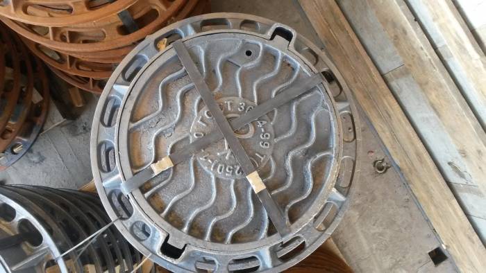 Реализация канализационных люков, фотография 3