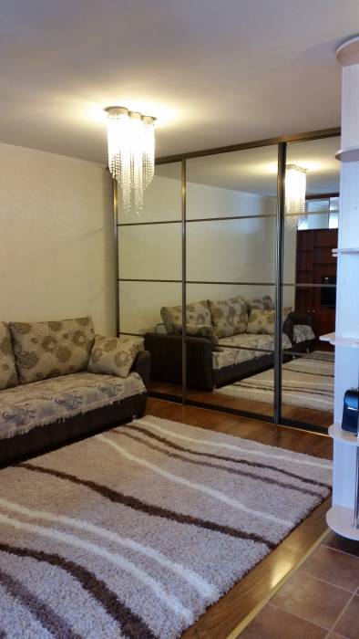 сдам 1 комн квартиру без посредников, Кумисбекова 8, фотография 1