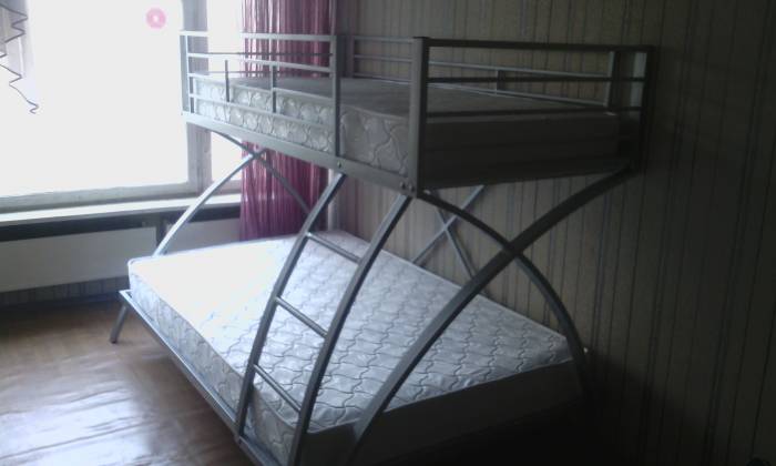 Двухъярусная кровать 