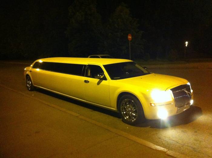 Прокат самых лучших лимузинов Алматы-ДЕШЕВО без посредников!, фотография 1