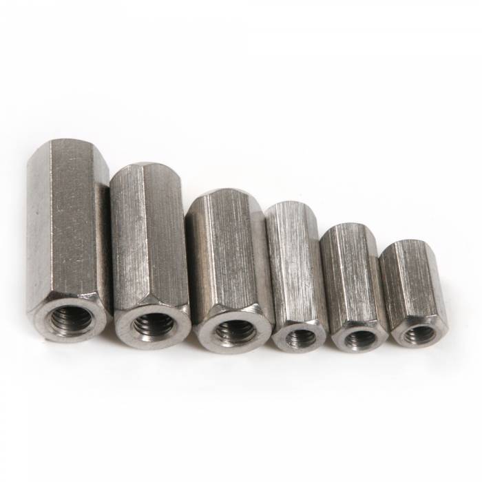 Гайки в различном ассортименте., фотография 11