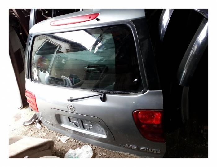 Авторазбор Toyota SIQUOIA., фотография 1