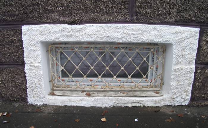 13. Кованные решетки окон в Алматы, фотография 2