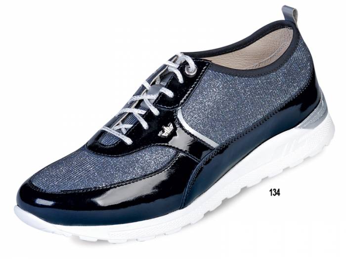 Оптовая продажа женской и мужской кожаной обуви ТМ 