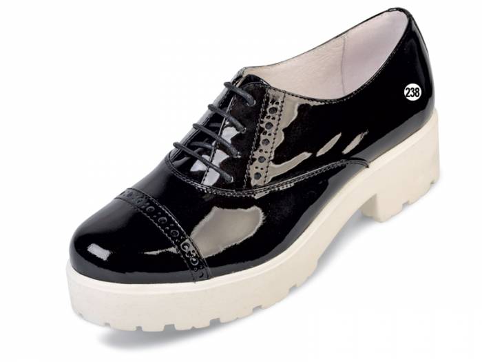 Оптовая продажа женской и мужской кожаной обуви ТМ 