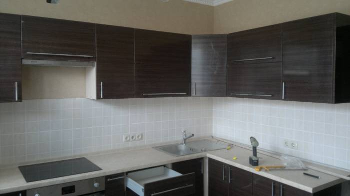 изготовление корпусной мебели и перетяжка мягкой мебели, фотография 1