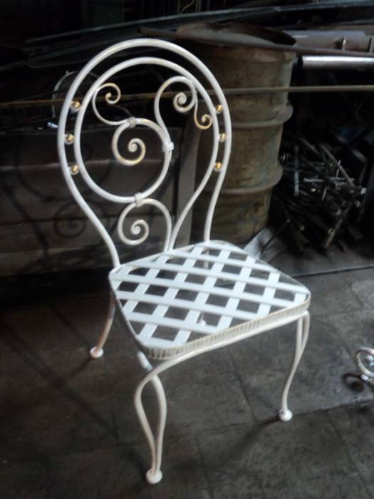 Кованые стулья, табуретки, фотография 3