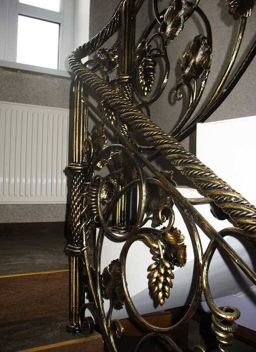 Кованые лестницы, перила, фотография 12