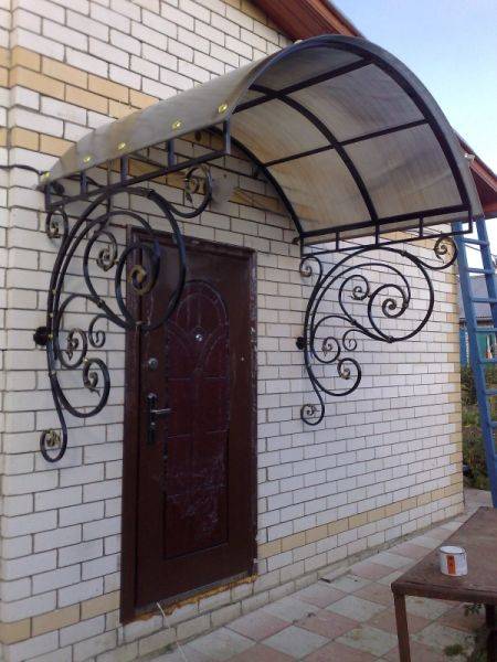 Кованые навесы, козырьки, фотография 5
