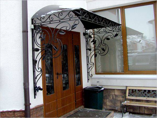 Кованые навесы, козырьки, фотография 11