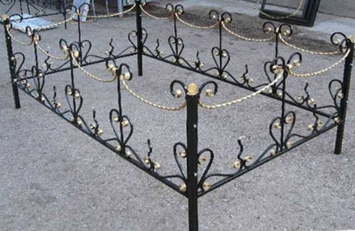 Кованые ритуальные ограды, фотография 1
