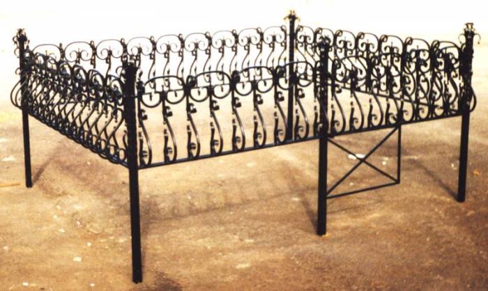 Кованые ритуальные ограды, фотография 10
