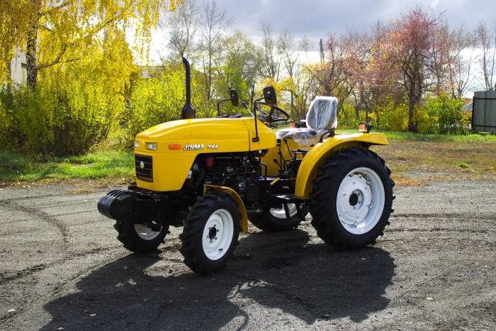 Минитрактор Jinma-244 с кабиной «Люкс», фотография 3