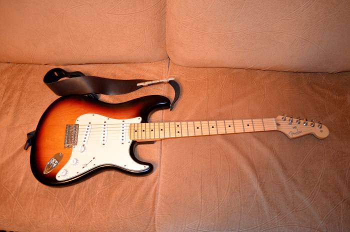 Продам Fender American Standard Stratocaster, фотография 1