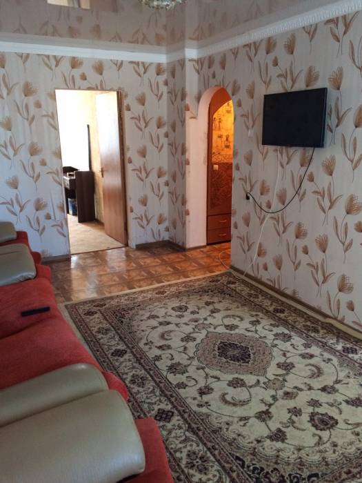 2 комнатную квартиру, Жубанова 25, фотография 1