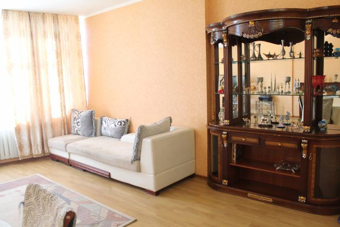 Сдам 3-х комнатную квартиру в центре, Бухар-Жырау - Байтурсынова, фотография 2