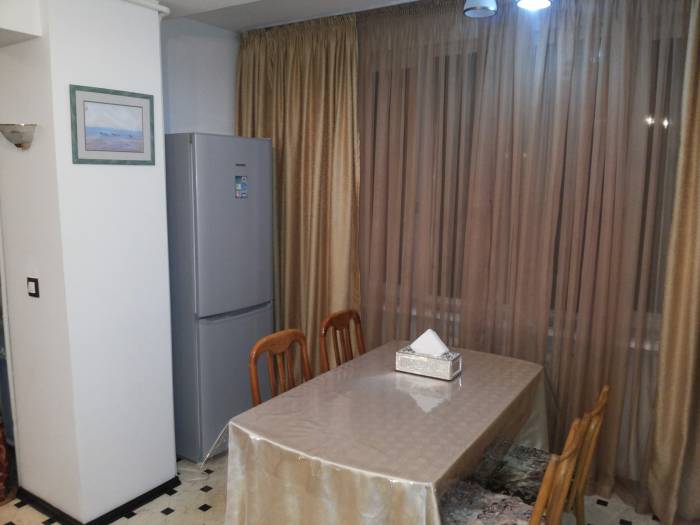 сдам двухкомнатную в центре на длительный срок, Кабанбай батыра 136, фотография 5