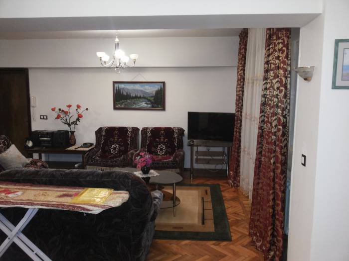 сдам двухкомнатную в центре на длительный срок, Кабанбай батыра 136, фотография 6