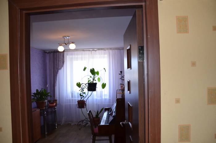 СРОЧНО ПРОДАМ хорошая тёплая квартира в кирпичном доме, фотография 6