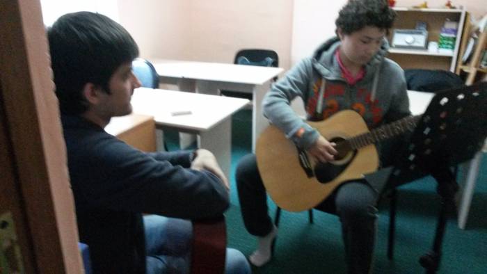 Обучение игре на гитаре с 5 лет, фотография 1