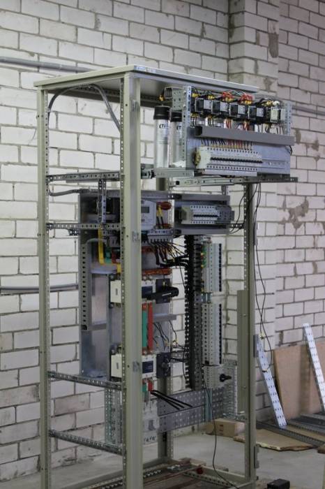 Многофункциональные вводно-распределительные устройства (ВРУ) серии X-Line, фотография 3