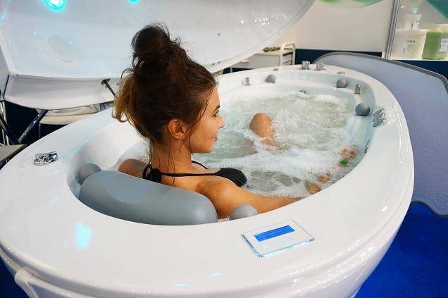 Спа-капсулы и гидромассажные ванны компании NeoQi (Эстония), фотография 1