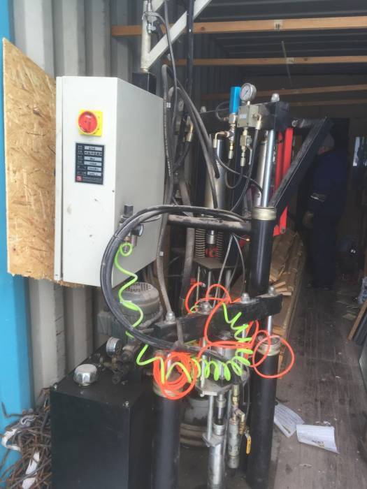 Оборудование и станки для производства стеклопакетов, фотография 4