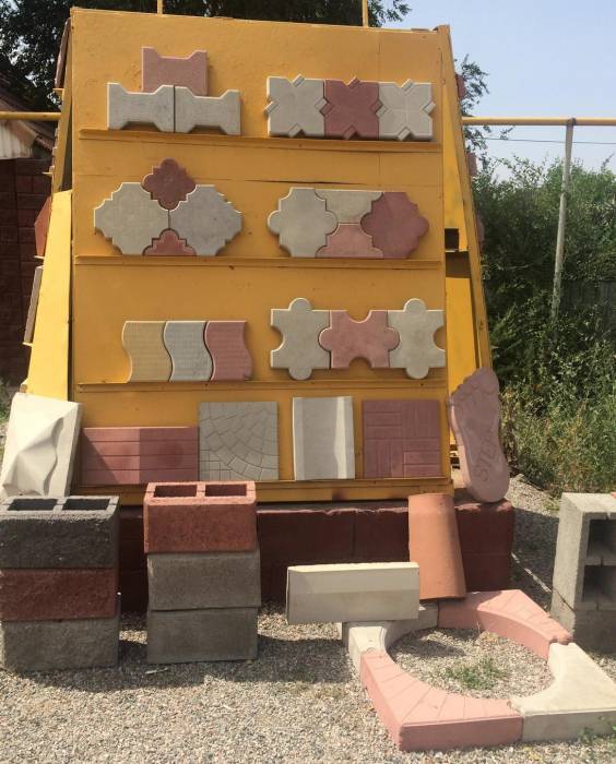 Сплитерные блоки и тратуарная плитка, фотография 2