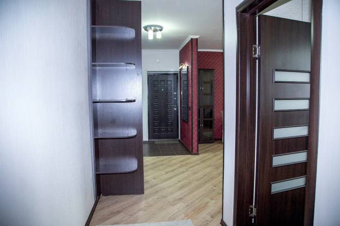 3 комнатная посуточно в ЖК Лазурный квартал 13 этаж, фотография 3