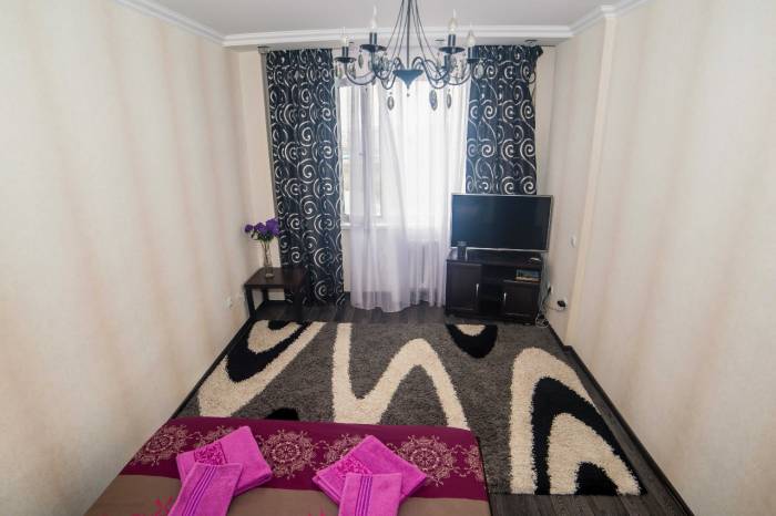 1 комнатная посуточно в ЖК Сармат 8 этаж, Сауран, фотография 7